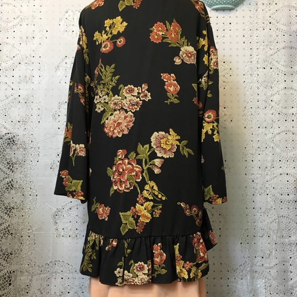 Zara Basic Outerwear Woman’s SIZE M-Large Duster with ruffle💕 - Picture 6 of 8